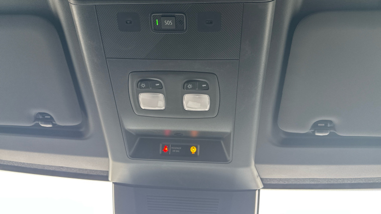 Renault Master Mwb Diesel Fwd MM35 Blue dCi 130 Advance Medium Roof Van